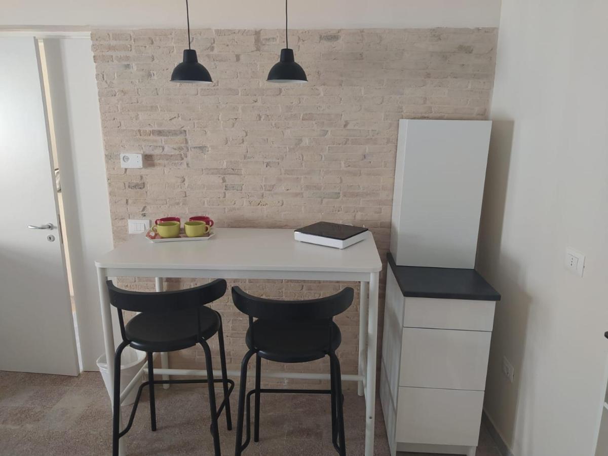 Affittacamere La Torre Biccari Ngoại thất bức ảnh